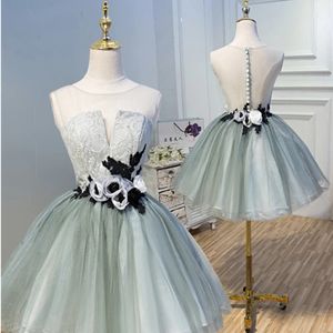 Nya skopa hemkommande klänningar 3D handgjorda blommor applicerade korta prom klänningar spets party klänningar skräddarsydd cocktailklänning 315a