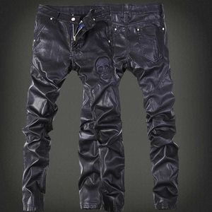 Men's Pants YASUGUOJI New 2023 Outdoor Pu Leather Pants Mens Brand Fashion Skull Label Patch Work Mens Tight Motorcycle Leather JeansL2405
