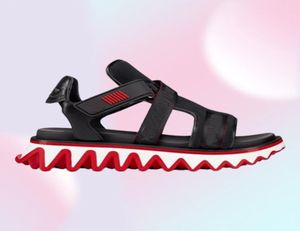 유명한 여름 Loubishark Sandals Flats 멋진 메쉬 신발 통기성 보행 신발 EU38-46 with Box1769335