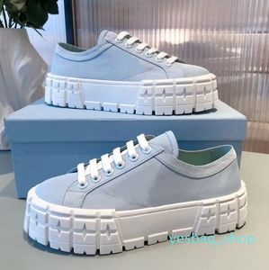 high quality Luxurys Designer Women Shoe Italy Time Out Sneaker Low Top Casual Shoes Rubber Outsole Printed Calf Leather Classic Trainers