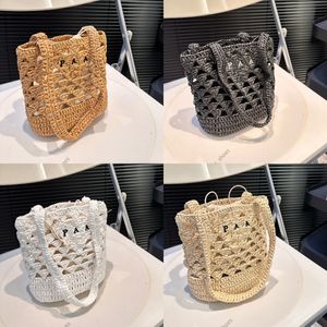Designer Totes Bag Knitting Summer Handbag Högkvalitativ bästsäljande triangel crossbody unga flickväskor gåvor med låda