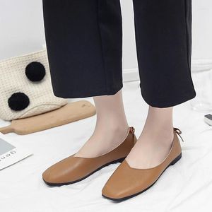 Sapatos casuais Senhoras à venda 2024 Fashion Back Bow Flats Flats Summer Light Office Mulheres Mulas sólidas femininas zapatos Mujer