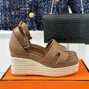 Designer Sandals Donne High's High Heel Summer Platform Spessa End Sola End Genuine Matsutake Tessicenio Slope 70