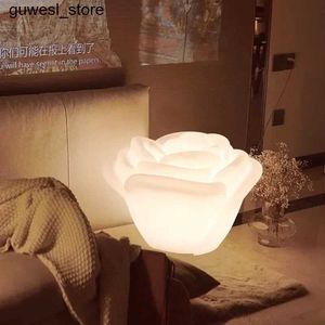 Nocne światła Płatkowe światło podłogi nordyckie Nordic Night Light Sieć Celebryty Lampka Luksusowa kreatywna mróz Wind Dekoracyjne światło sztuki S240513