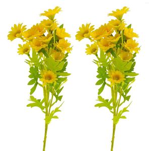 Dekorative Blumen 2 PCs Künstliche Chrysanthemenblume Verzierungen Outdoor -Kunstpflanzen Hochzeitsstrauß Seidensimulation
