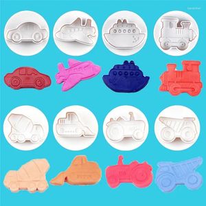 Backformen 8pcs Auto Keksstempelstempel Cutter Set Plastik 3D -Kekse Kekse Formen Fondant Maker Form für Gebäckkuchen Dekorationwerkzeuge