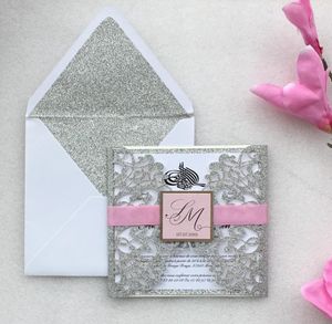 Customized Glitter Silver Laser Cut Hochzeitseinladungen mit Belly Band Geburtstag Einladungskarten 100SetSexpress 9755457
