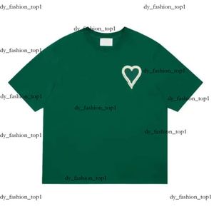 Amis Shirt Herren T-Shirts Paris Mode Designer Pullover bestickter rotes Herz Volles Liebesrund Hals kurzärmel Ein T-Shirt für Männer Essentials 352 352