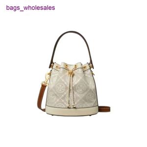 Armazene 65% de desconto em luxuosas Balca de bolsas de ombro de couro Brand feminino novo clássico de bolsa de moda estampada versátil crossbodylmk1