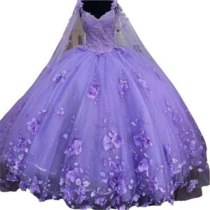 2022 lavendel quinceanera klänningar blommor pärlor kristall med wraps blommig applikation älskling söt 16 klänning bollklänningar prinsessa 198w