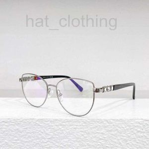 Модные солнцезащитные очки дизайнер дизайнер New Tiktok Online Celebrity Personality Японская и корейская очки.