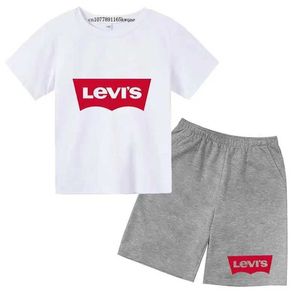 Kleidung Sets Childrens Fashion Summer CR7 Sportswear Boys und Mädchen im Alter von 3 bis 14 Jahren 2 Stücke ungezwungener kurzärärmischer T-Shirt+Hosen Set Childrens Idol Kleidung D240514