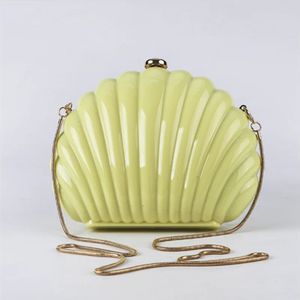 Lady Mini Shell Bag Acrylic عالية الجودة مصمم فاخر يتكون من الهاتف الذي يحمل الحالات الصفراء البيج الحقيبة اللطيفة الكتف 240430