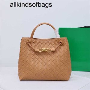 Andiamo Handbag 7A BottegsVenets vävda läder mode kvinnor läder crossbody lyxyw7g