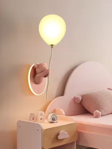 ウォールランプクリエイティブでかわいい漫画子供の寝室ベッドサイドコリドーリビングルーム芸術的なバルーン