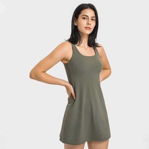 Aktiva klänningar Sean Tsing Tennis One Piece Dress Women U Collar Slveless With Chest Pad Sport Sportkläder Träning Kvinnkläder Y240508