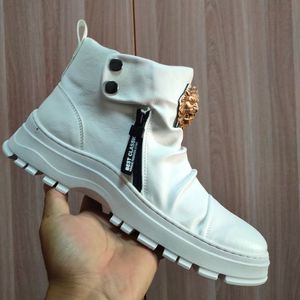 White High Top Buty Nowe trendy buty na desce Wewnątrz wznoszące wysokość małe białe buty Koreańska wersja męskich kostek A3