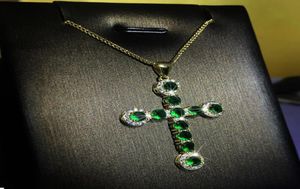 Choucong Brand Unique Cross Pendant mousserande lyxsmycken 18K guldfyllning 11st rund klippt smaragd cz diamant ädelstenar kvinnor wedd2813924