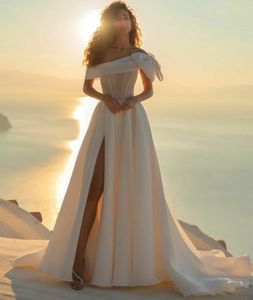 Vintage Long Ivory Satin Bröllopsklänningar med fickor/slits a-line en axel veckad blixtlås tillbaka vestido de novia brudklänningar för kvinnor