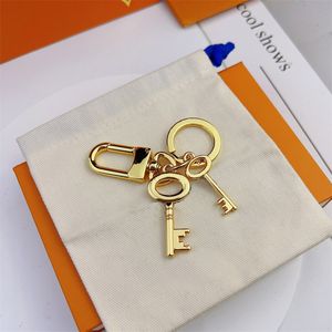Designer Keychain Fornaset Womens Luxury Bag Charm Gold Keyring Stainless Steel Mens Fashion Key Chain Classic Key Ring with Box