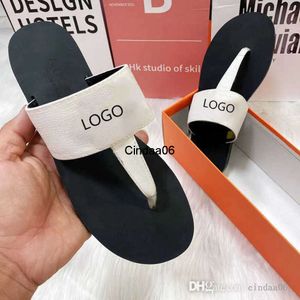 2024 패션 디자이너 여성 슬리퍼 g 편지 하드웨어 장식 플립 플립 여름 아파트 슬라이드 끈 신발