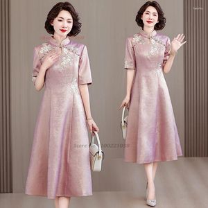 Abbigliamento etnico 2024 cinese migliorato cheongsam vintage qipao ricamo fiore nazionale abito da sposa in raso a-riga serata