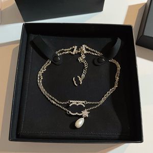Luxus 18K Gold-plattierter Halskette Marke Designer neuer kleiner Schmuck Anhänger hochwertiger Halskette Mode Charm Womens Boutique Geschenkbox Geburtstagsfeier