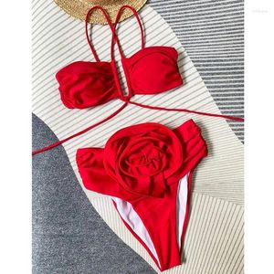 Kadın Mayo 2 Parça Criss Cross Halter kolsuz üst ve çiçek aplikleri külot bikini mayo mayo seti