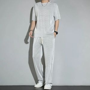 Top Pants Set Kpop Short Quarter Sleeve Tracksuit Korean Style T Shirt Man Summer Sports Suits estetiska Cool XL Herrkläder 240514