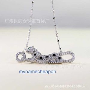 Designer Croitrres nacklace simple set pendant S925 Sterling Silver Leopard Necklace Women Full Diamond Pendant Emerald Personality Exaggerated Collar Cha