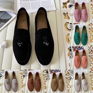 7A En Kaliteli Kadınlar Elbise Ayakkabı Adam Moda Tasarımcısı Loafers Loro Yaz Yürüyüş Piyano Düz Mokasers Ayak Süet Sneakers üzerinde Lüks Moccasin Kayma 36-45