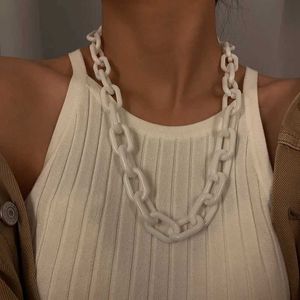 Pendant Necklaces Punk Hip Hop Fashion Acrylic Link Chain Necklace Rock Gothic Chunky Plastic Choker Collar for Women Bijoux Accessories J240513
