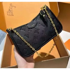 2024NewDesigner Bag Women Crossbody Counter County Bags Bass Wallet Lady Bacouse Easy على رسائل محفظة حزام Emed Flower Stripes حقائب اليد M81066 M80349