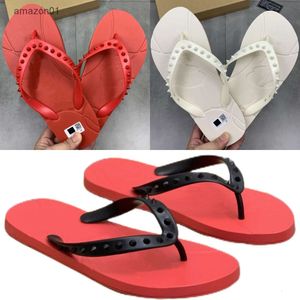 Z pudełkiem czerwone dno pięta Sandał Sandał Designer Flip Flip Flop Damskie Sandały Sandały Słynne letnie stringi plażowe Sandały basenowe unisex do hoteli i wanny Rozmiar 35-46 PVZ3