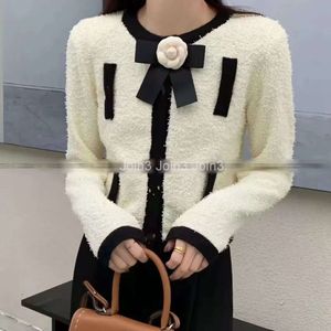 Womens o-neck color block flower pin patched single breasted long sleeve knitted sweater cardigans SML