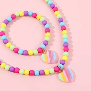 Beaded Halsband Makersland Heart Necklace Girl Söta pendelltillbehör smycken Set Childrens Gift Fashion Färgglada pärlarmband D240514