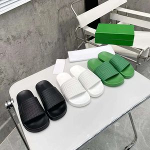 Designer SLIDER Slippers Striped Slides Round Toe Rubber Slipper Summer Beach Slide Green Sandal RESORT SPONGE Couple Sandals Men Women Flip Flops sa s