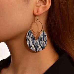 Stud Womens Large Round Geometric Copper Earrings with Colorful Pattern New Design Trench Hook Drop Earrings Simple and Fashionable Jewelry 2022 J240513