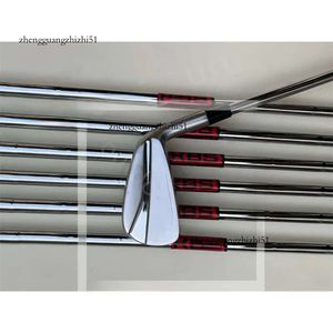 Conjunto de ferro novo 790 Irons Sier Golf Clubs 4-9p R/S Flex Aço eixo com tampa da cabeça 581 202