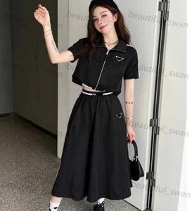 レディースツーピースドレスデザイナーファッションコントラストアセテートサテン半袖ブラウス女性プリーツスカート
