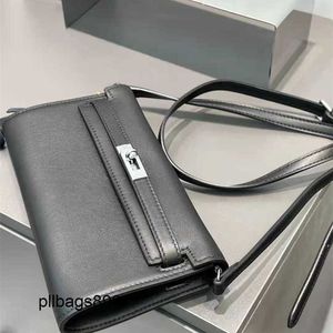Designer handväska keliys äkta läder 7a silver spänne kuvert med kohud topplager snabb mini fyrkantig väska mode handhållen crossbody plånbok riktig läderväska