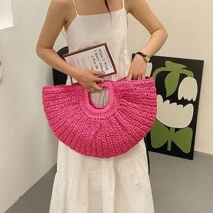 Bolsas femininas bolsas artesanais de verão para mulheres que tecem a praia Bolsa de palha embrulhada Bolsa de lua em forma de lua 240510