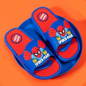 Slipper barns tofflor Cartoon Boy Summer Family Shoes Boy Sandals Waterproof and Non Slip Childrens Garden Shoes Storlek 24-39 Y2405147BVK