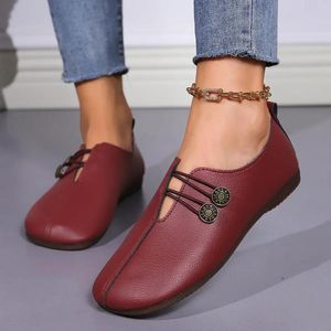 Casual Shoes 2024 Leather Women Spring Autumn Non-slip Mommy Woman Flats Fashion Ladies Casuals Zapatos De Mujer