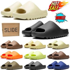 med låda designer sandaler glider tofflor män kvinnor skjutreglage pantoufle glid mules män kvinnor ben öken sand jorden brun mineral blå mode sommar utomhus