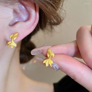 Hölzerohrringe Chinesische Vintage Small Goldfish für Frauen Personalisierte modische vielseitige Schmuck