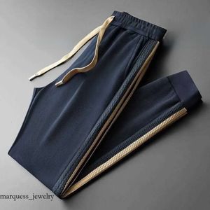 Loewew Spods Designer High-end Mens Matspants Designer Pants Autumn Lace-Up Stopa Ochrona przed lumą Smki Kobiety Para Side Striped Spodni 452