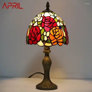 Lâmpadas de mesa April Tiffany Glass Lamp LED LED Vintage Creative Rose Desk Luz para sala de estar em casa Decoração de cabeceira
