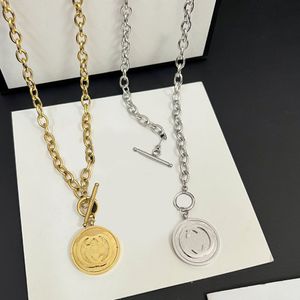 HOT Designer Necklaces Brand Letter Pendant 18K Gold Silver Stainless Steel Choker Necklace Chain Pendants for Men Women Wedding Jewelry Accessories