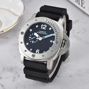 Pan Orologi da polso per uomini 2024 Nuovi orologi da uomo Lavori Quarzo Orologi Top Luxury Brand Clock Fashion Black Strap P Box QZ3S